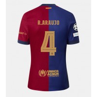 Camiseta Barcelona Ronald Araujo #4 Primera Equipación Replica 2024-25 mangas cortas